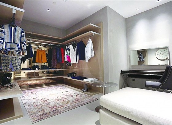 Dressing Room