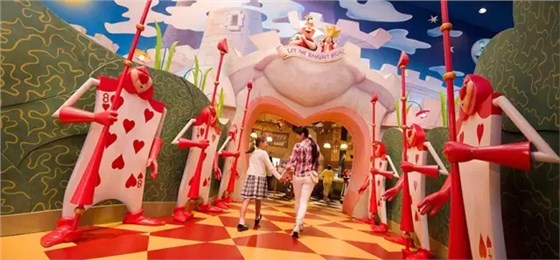 東京迪士尼樂(lè)園 桃心皇后的宴會(huì)廳