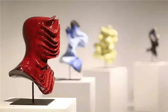 3，060,000城中潮人共襄盛舉 大型藝術(shù)群展