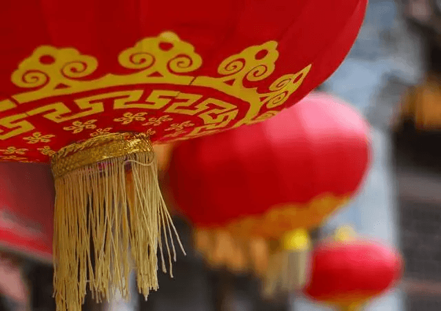 搶人氣你得“接地氣”