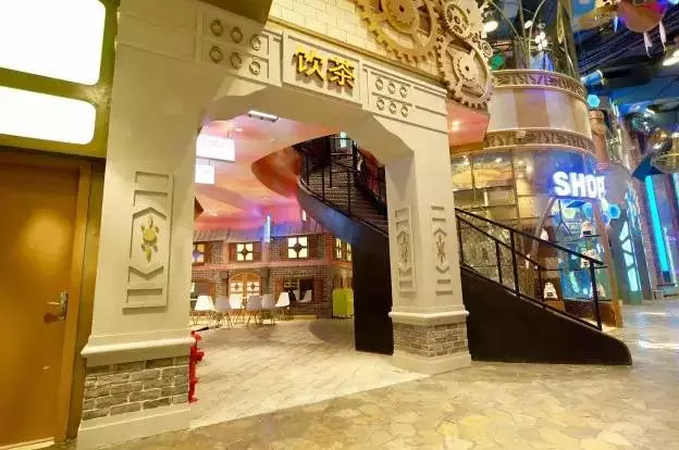 跨業(yè)態(tài)組合經(jīng)營，促進銷售增長