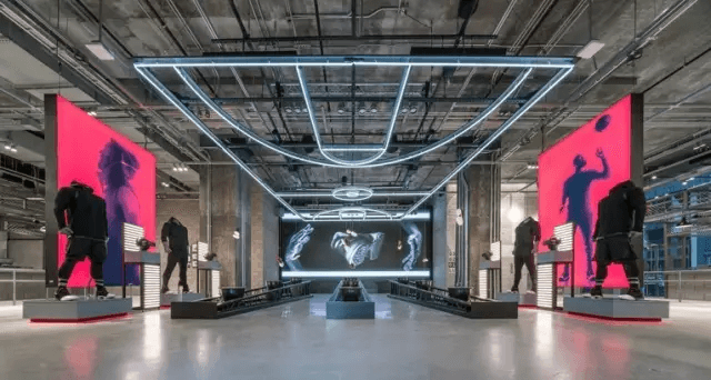 Adidas紐約第五大道旗艦店